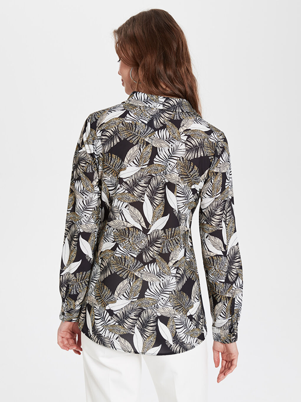 Siyah Önden Düğme Kapamalı Desenli Uzun Kollu Kadın Gömlek-3