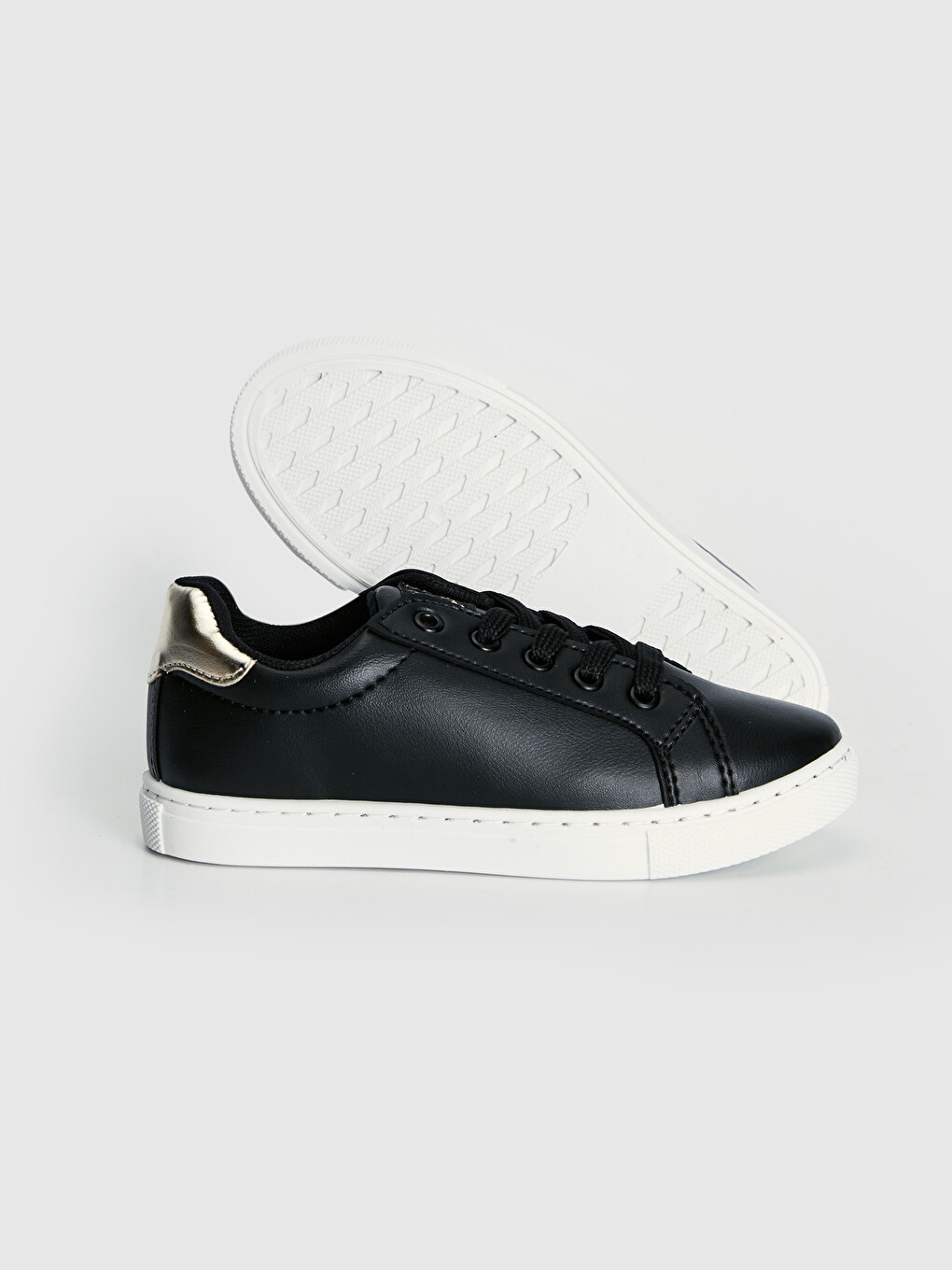 Siyah Sneaker-1