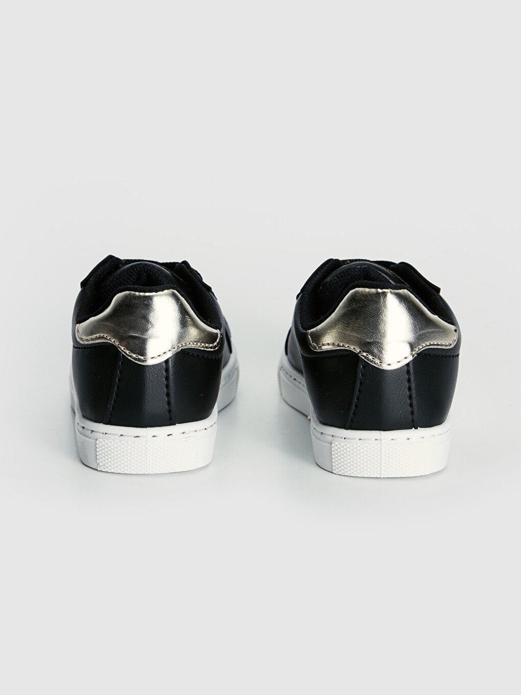 Siyah Sneaker-2