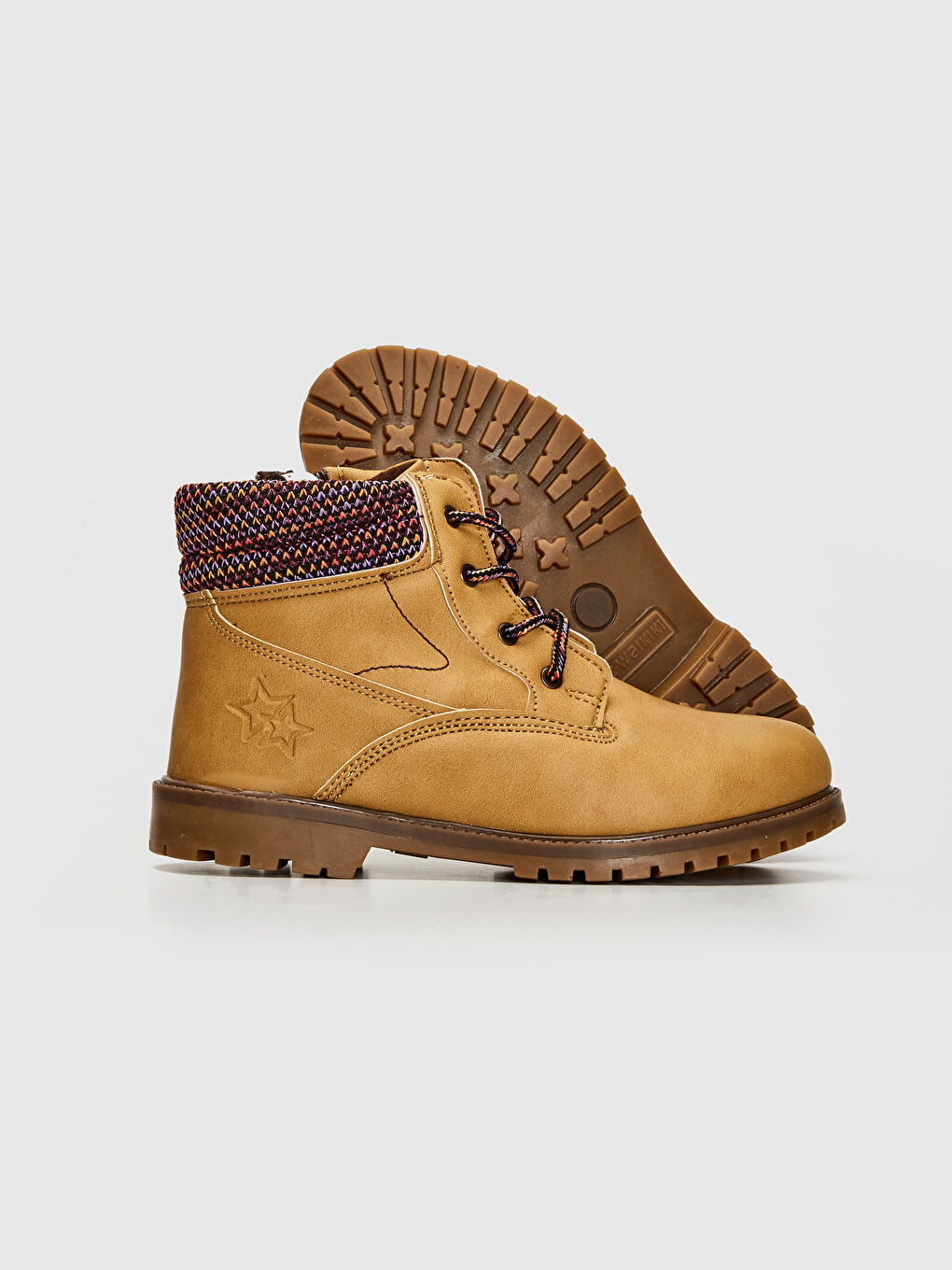 Bej Deri Görünümlü Bağcıklı Kız Çocuk Bot-6