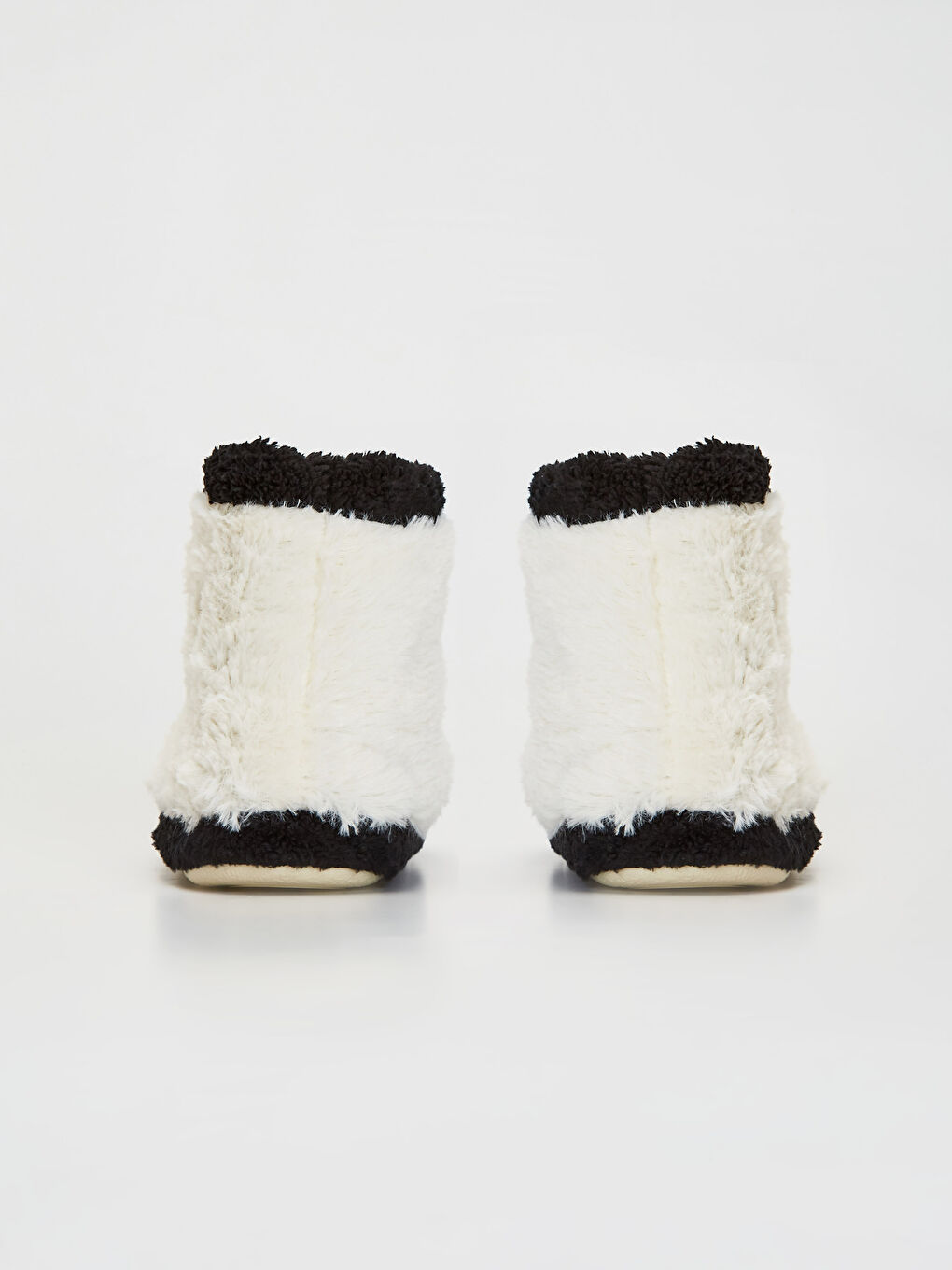 Beyaz Kız Çocuk Nakışlı Peluş Ev Botu-11