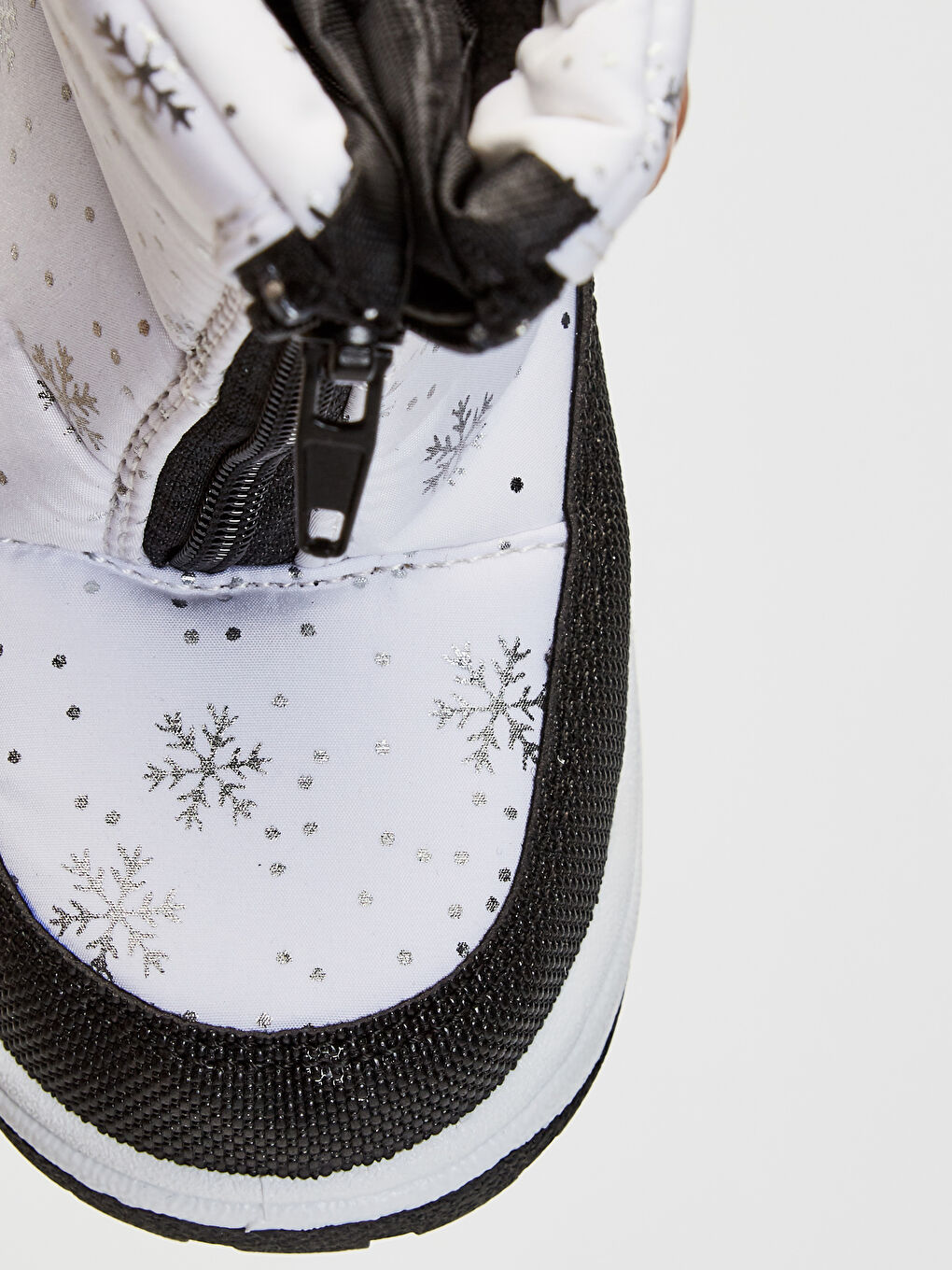 Beyaz Kız Çocuk Kalın Tabanlı Bot-5