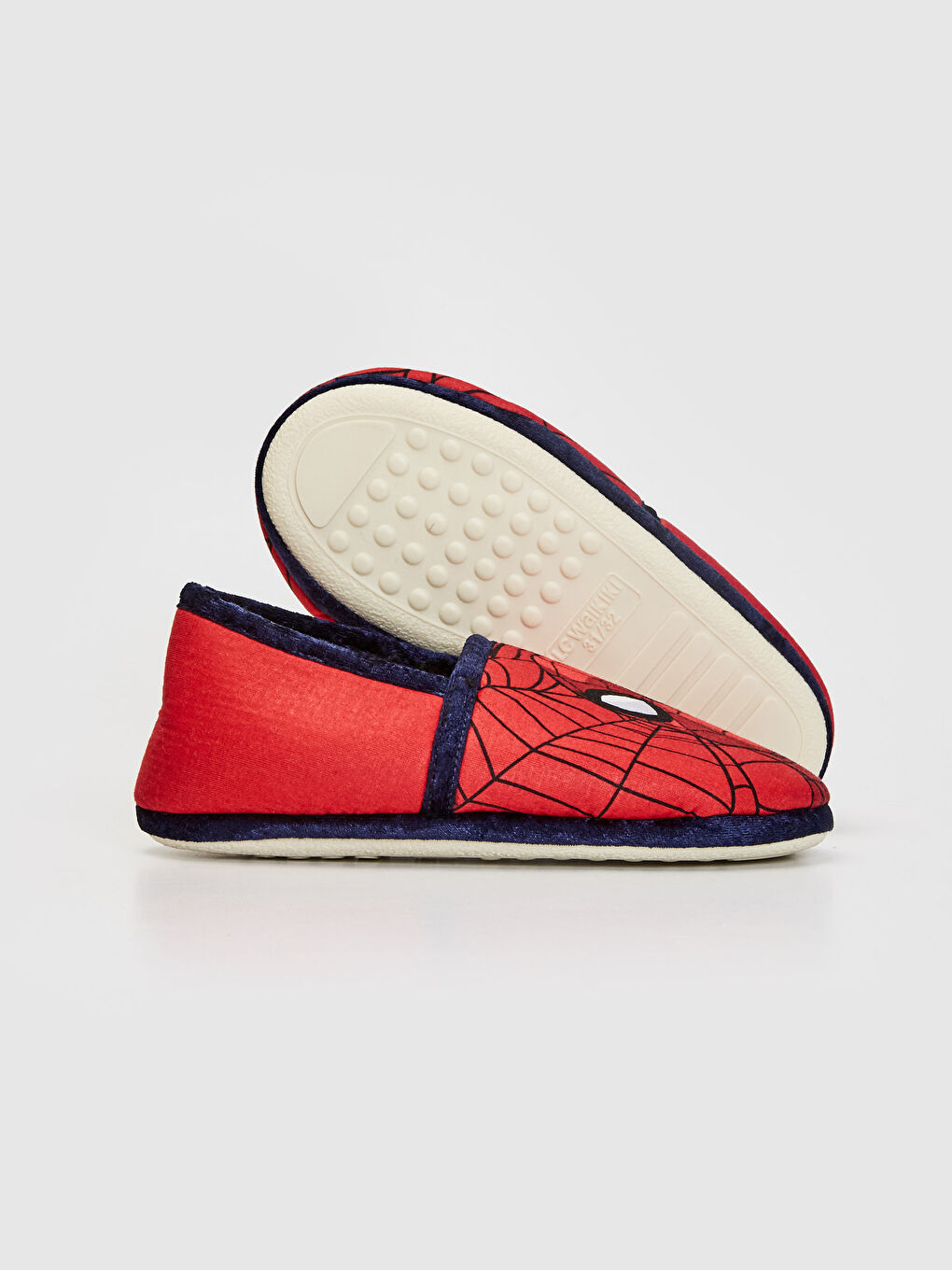 Kırmızı Ev Ayakkabısı-2