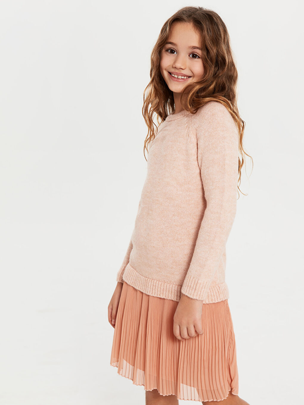 Плиссированное трикотажное платье для девочки в стиле Мама и дочь-1