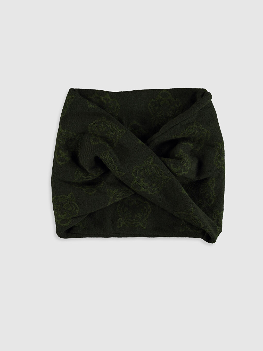 Ұл баланың помпонды тоқыма бас киімі мен снуды-2