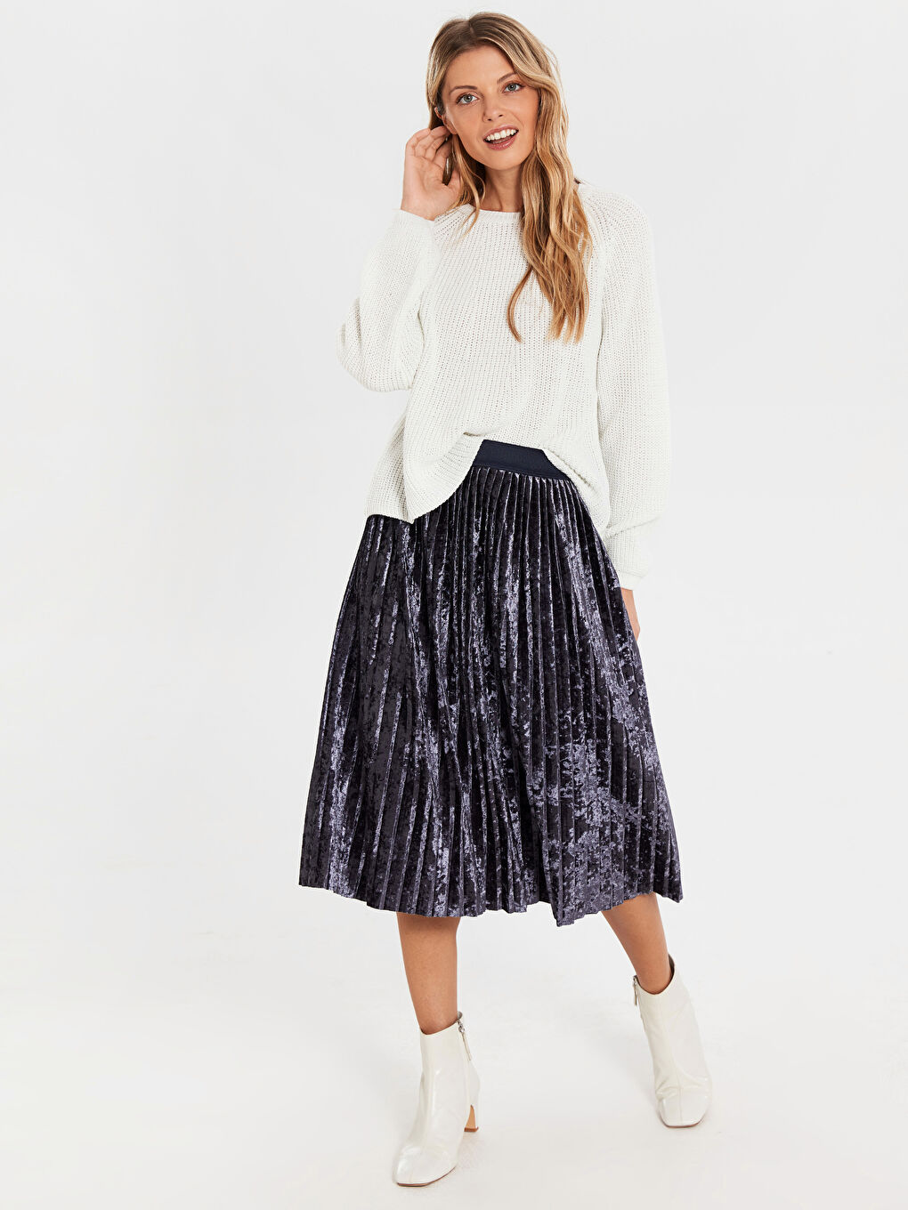 Standard Fit Velvet Women Skirt Mother Daughter Combination-1