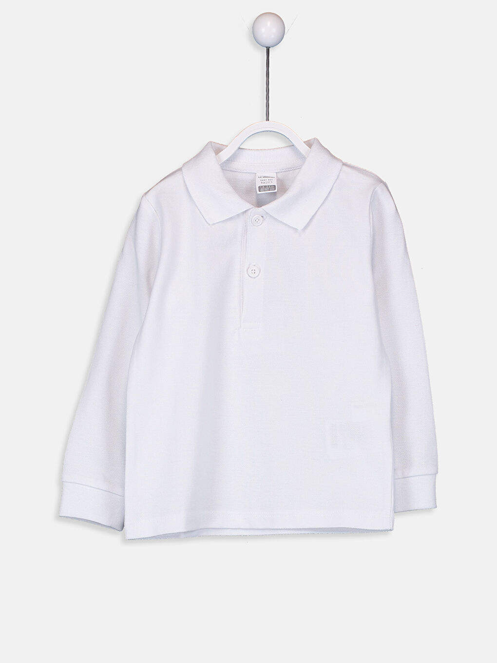 تي شيرت أبيض طفل صغير