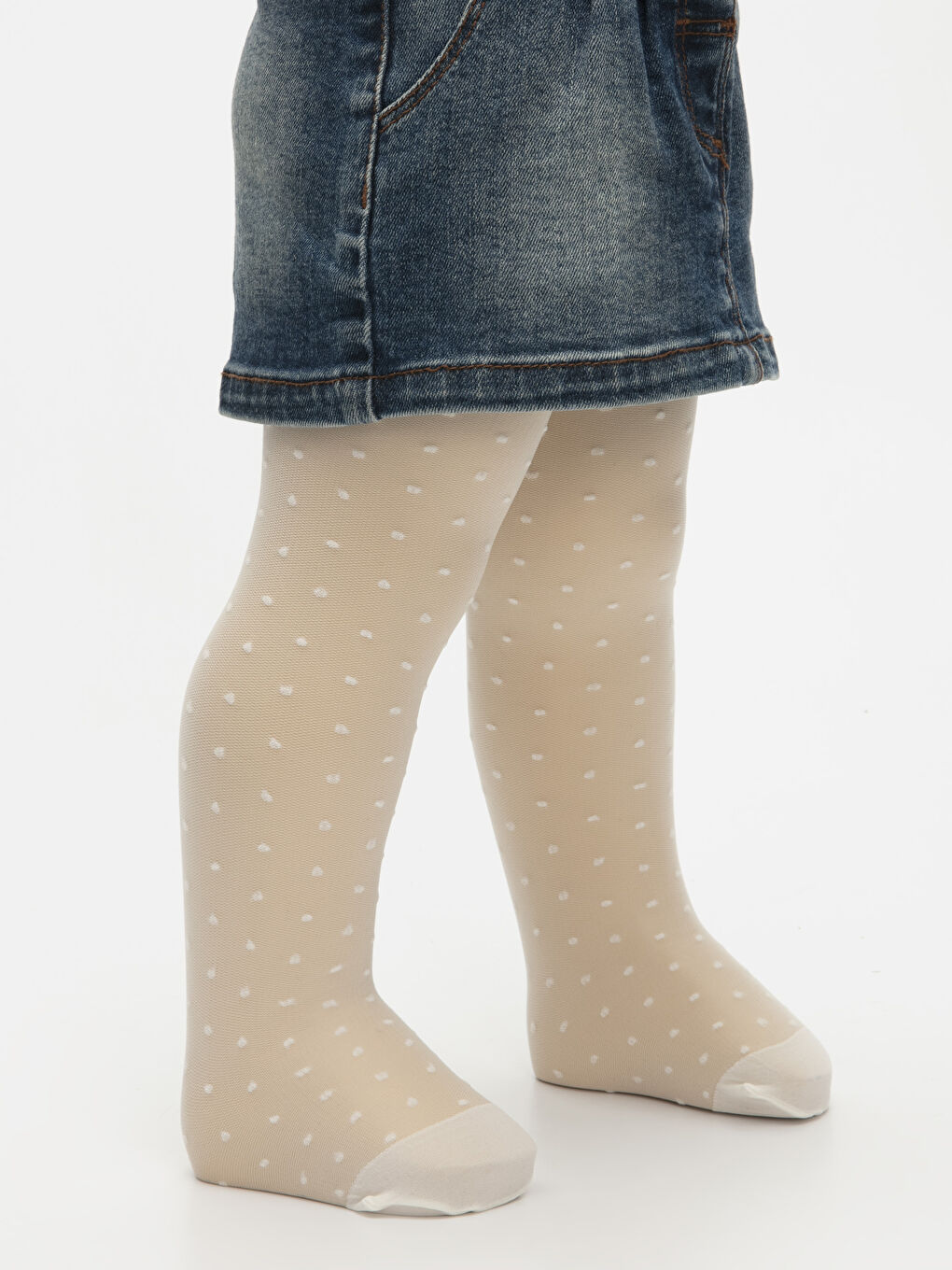 Beyaz Kız Bebek Külotlu Çorap-4