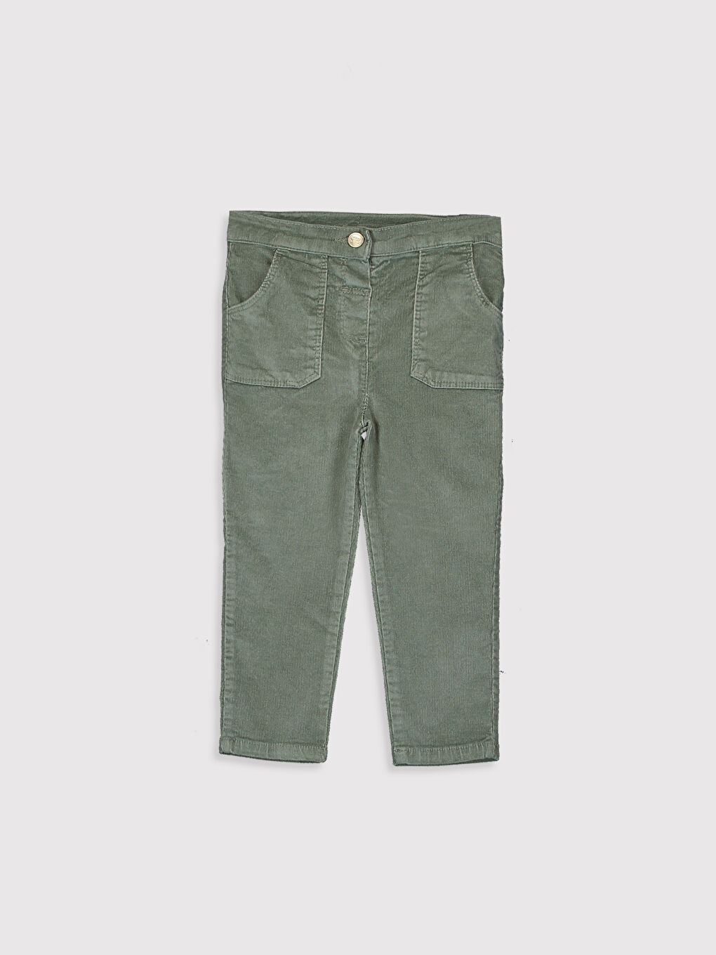 سروال اخضر طفلة صغيرة