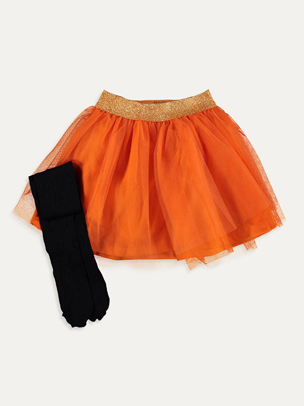 تنورة برتقالي طفلة صغيرة