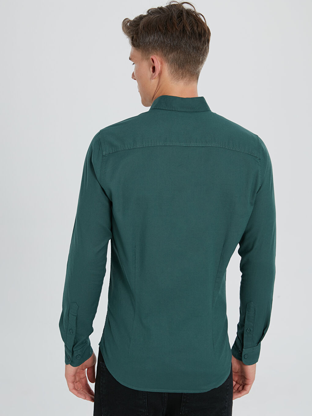 قميص بأكمام طويلة بقصة ضيقة للغاية-2