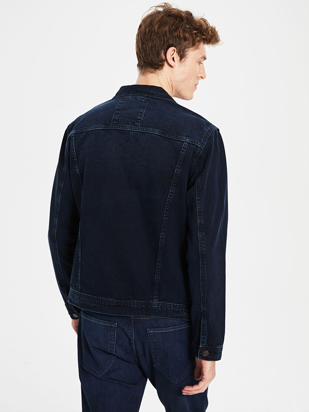 Standard Fit Men's Denim Jacket-3