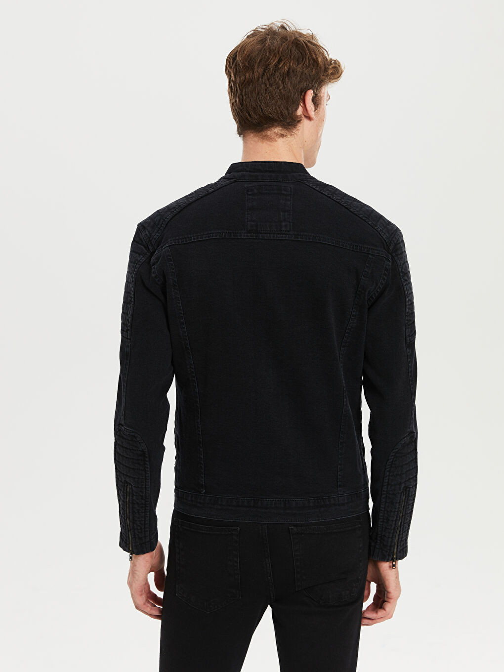Мужская джинсовая куртка стандартного кроя-3