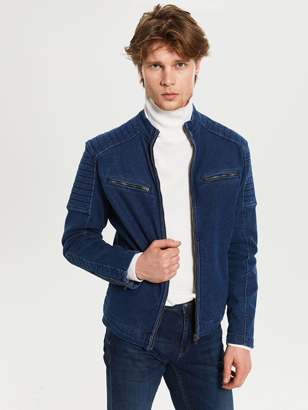 LCW Jeans جاكيت جينز رجالي بقصة عادية -0S0285Z8-H45