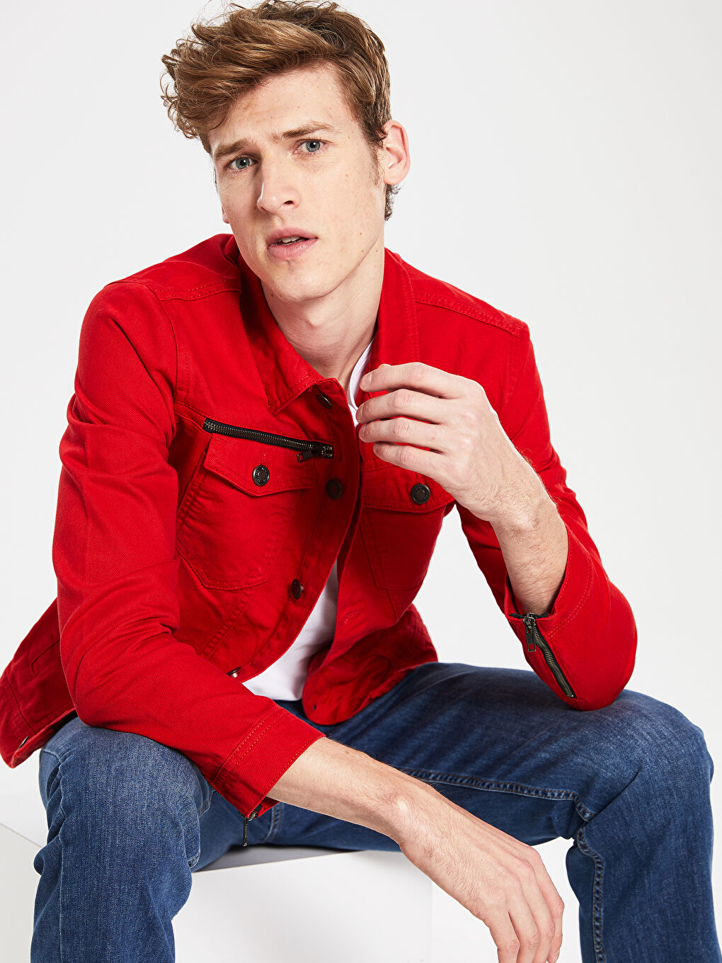 Standard Fit Men's Denim Jacket-2