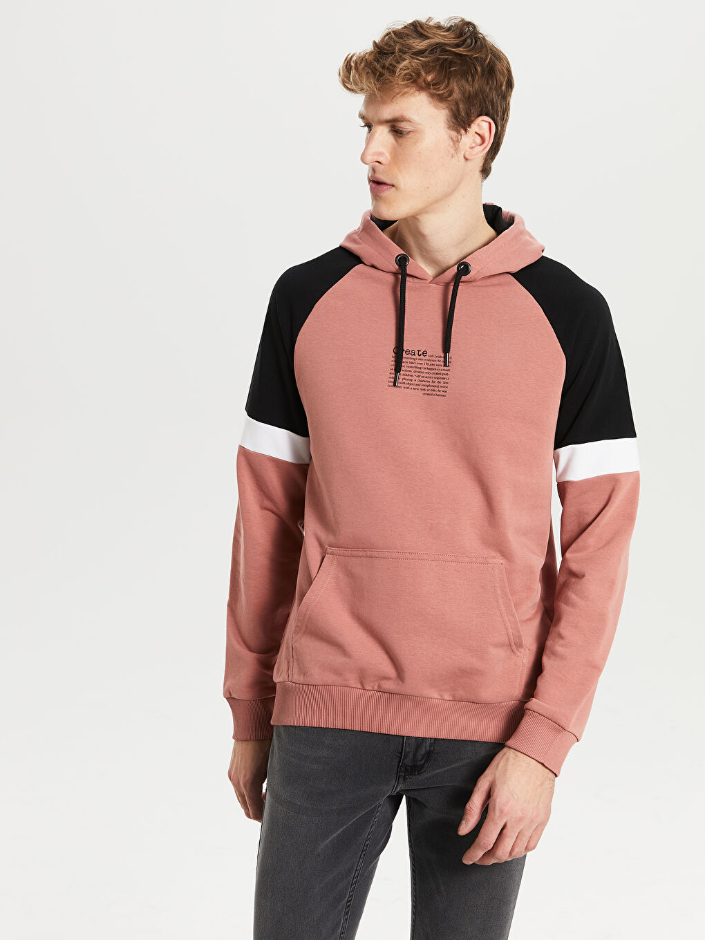 Pembe Uzun Kollu Renk Bloklu Erkek Hoodie