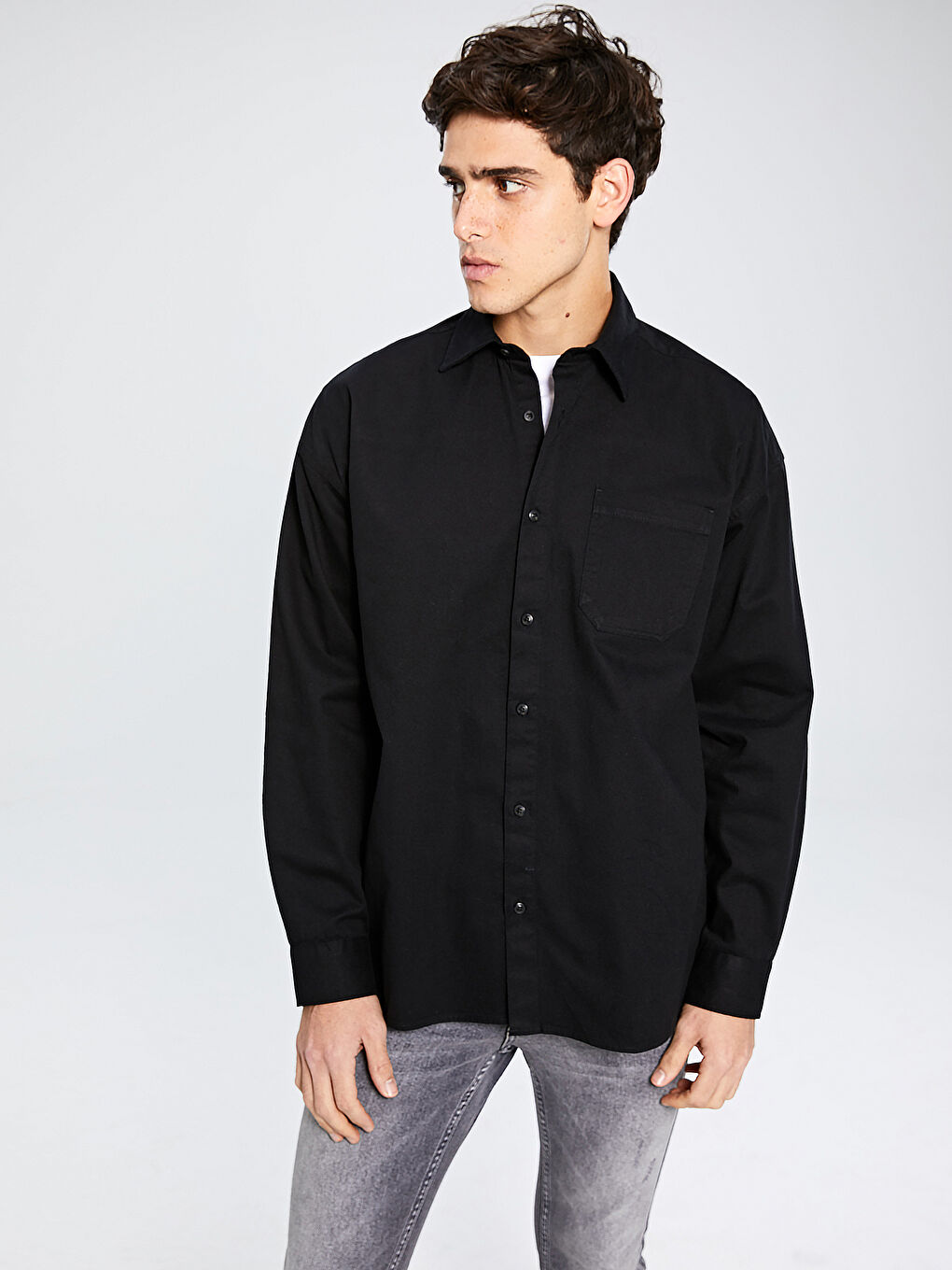 Siyah Oversize Uzun Kollu Gabardin Erkek Gömlek-1