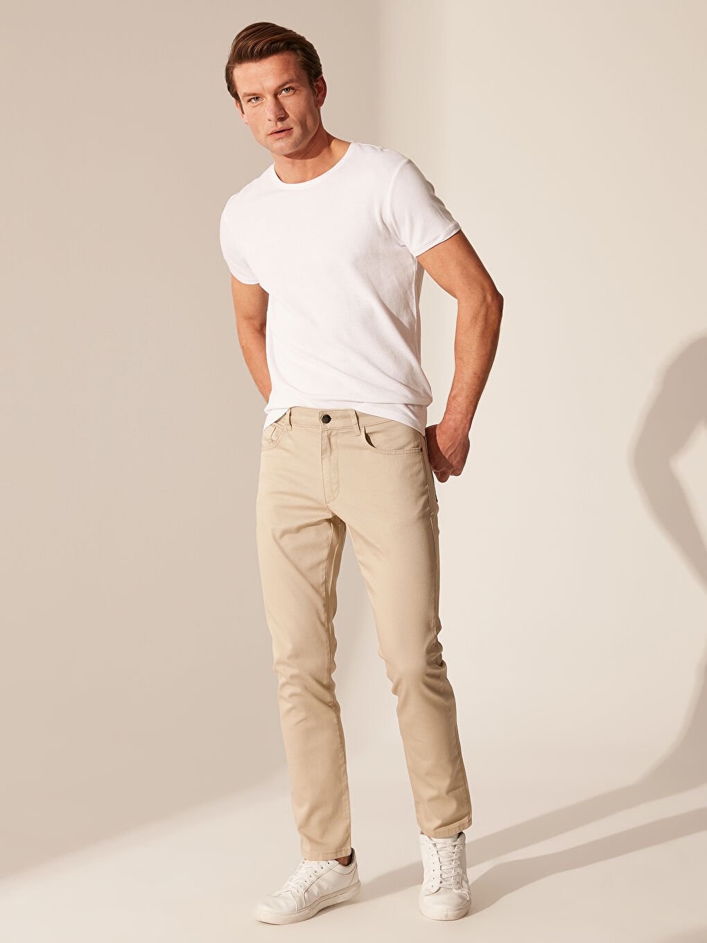 Bej Slim Fit Armürlü Pantolon-1