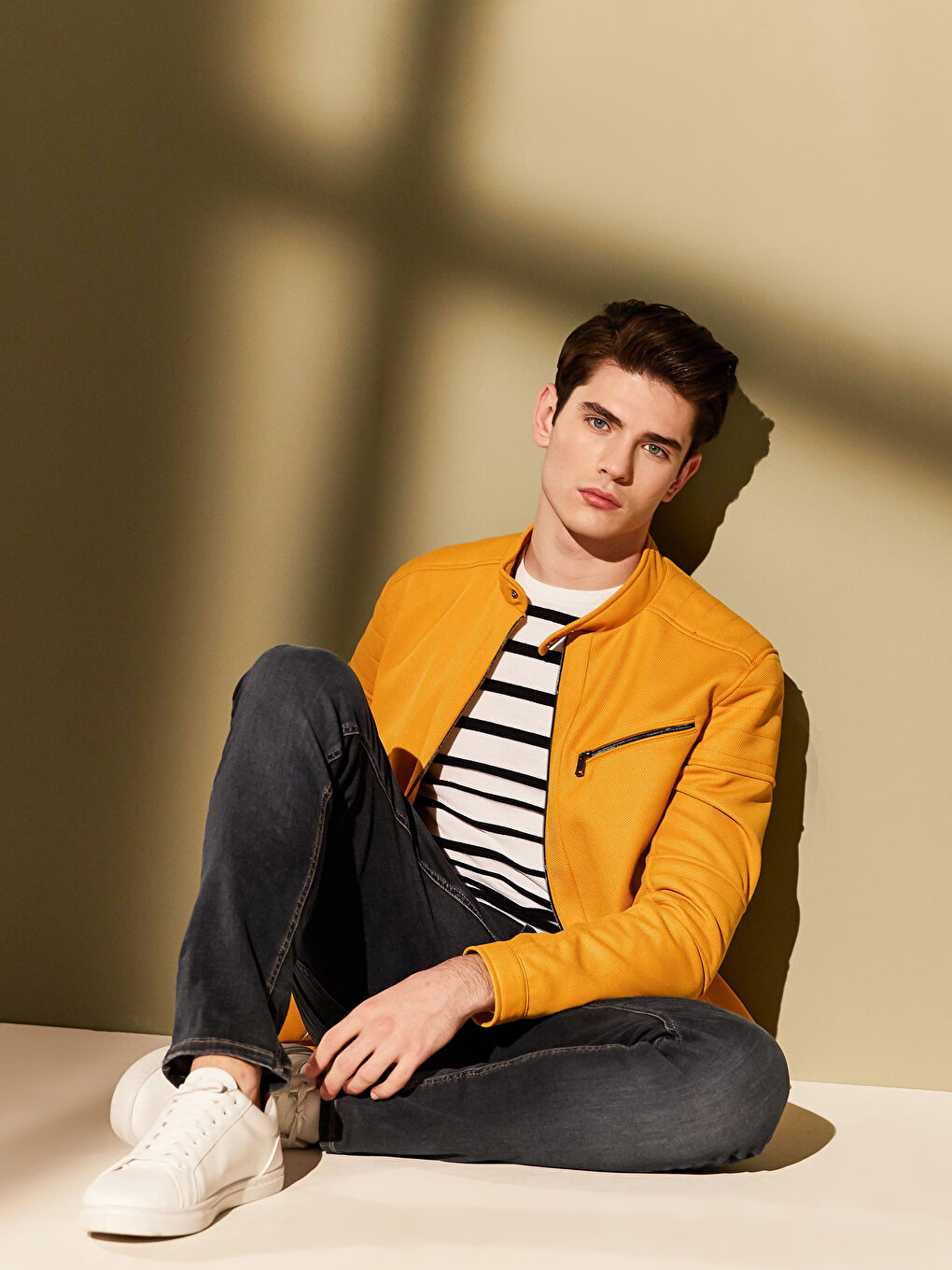 Sarı Slim Fit Biker Yaka İnce Erkek Mont-3