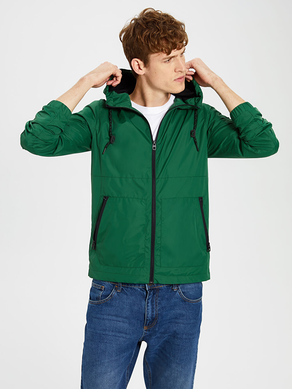 Yeşil Rahat Kalıp Kapüşonlu İnce Erkek Yağmurluk-1