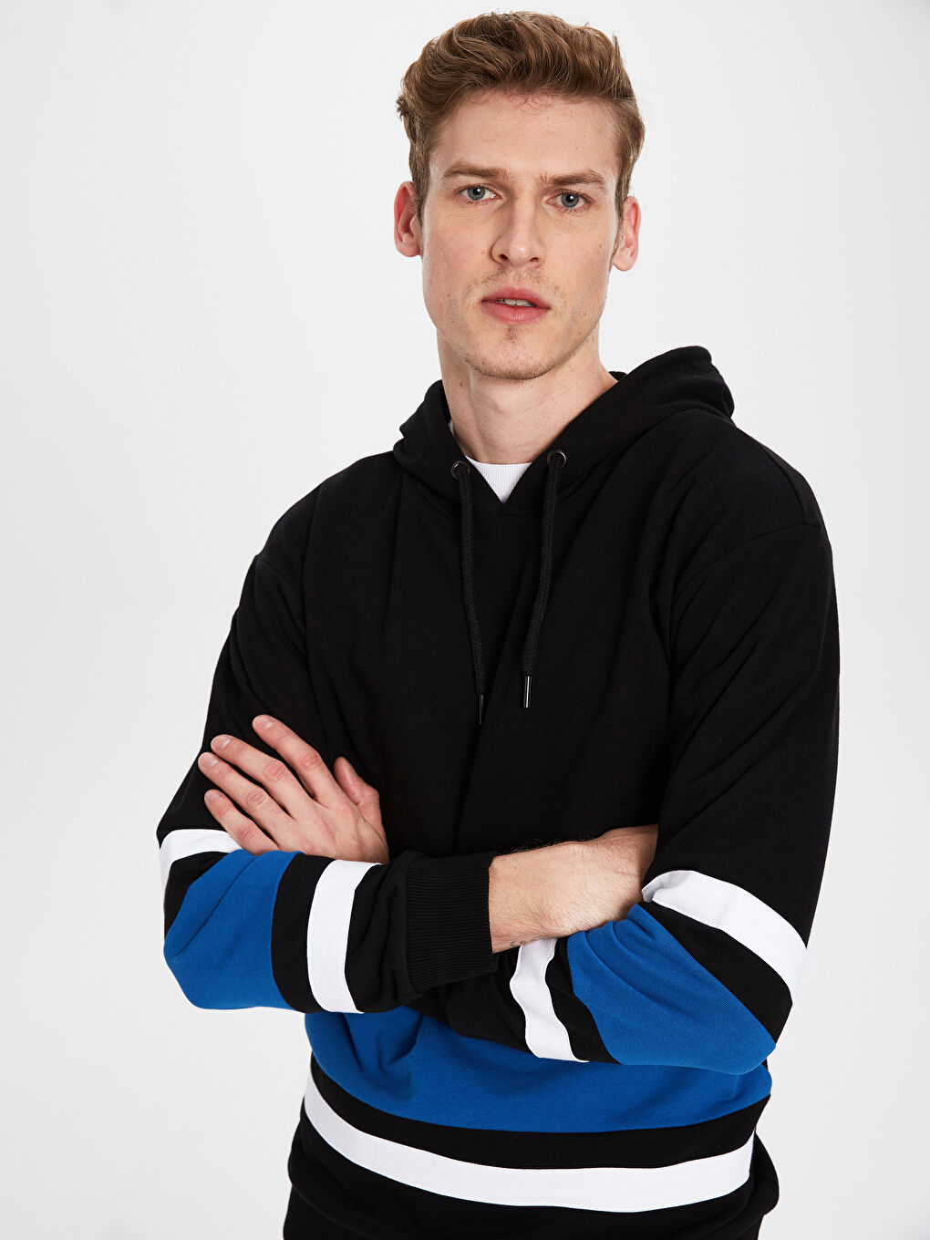 Siyah Uzun Kollu Erkek Hoodie-1