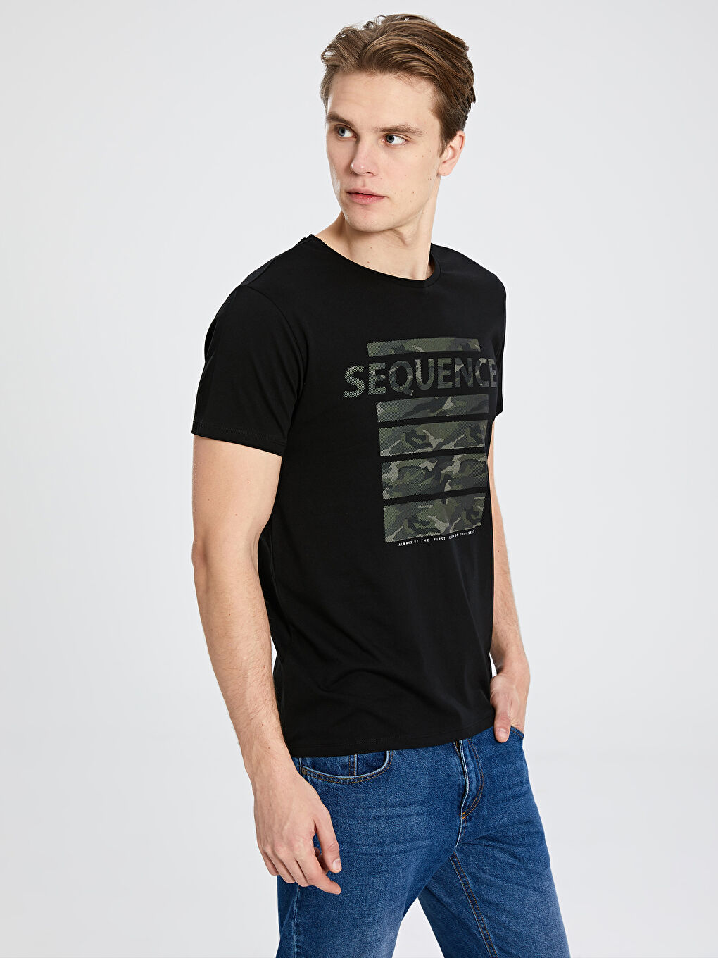 Футболка з коротким рукавом із чесаної бавовни для чоловіків-1