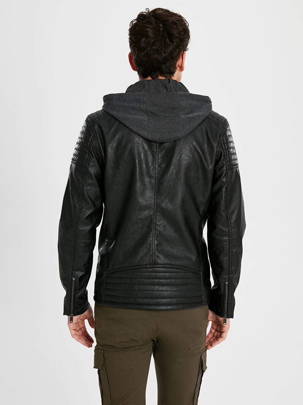 Siyah Standart Kalıp Erkek Deri Görünümlü Mont-4