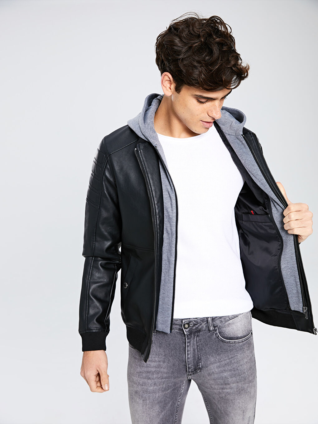 Siyah Standart Kalıp Erkek Deri Görünümlü Mont-3