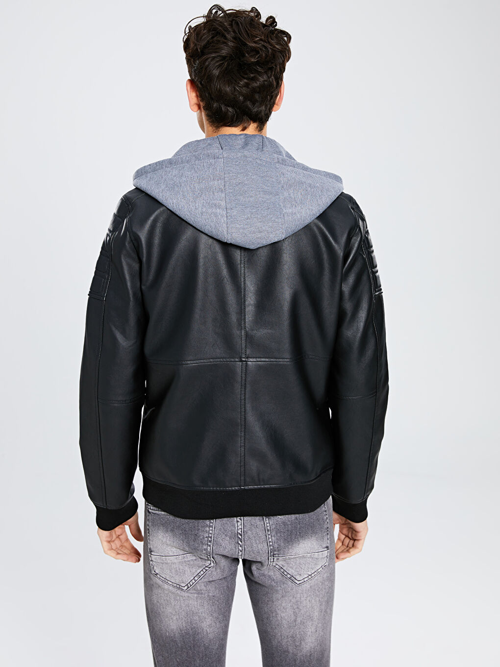 Siyah Standart Kalıp Erkek Deri Görünümlü Mont-5