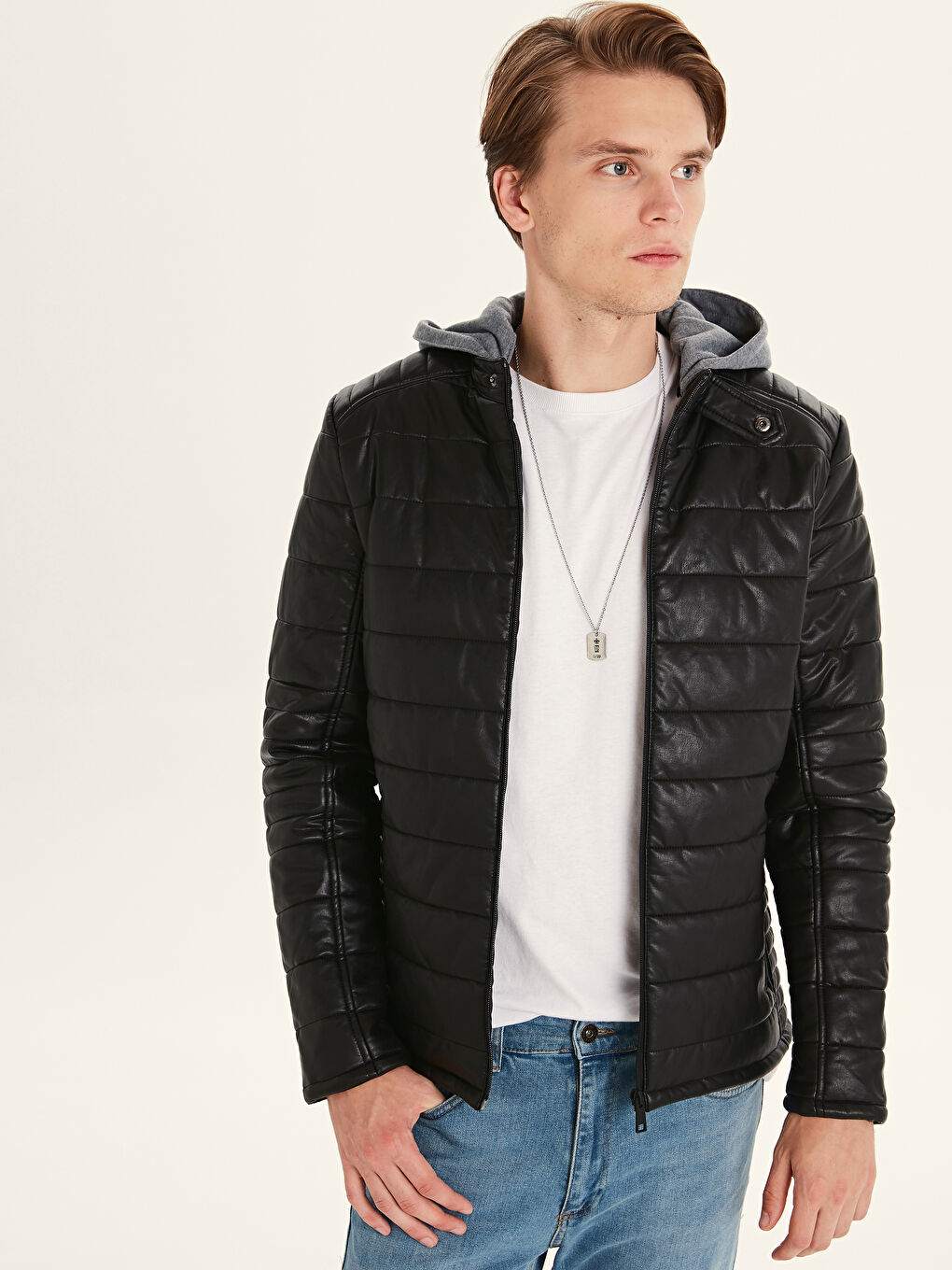 Siyah Standart Kalıp Erkek Deri Görünümlü Mont