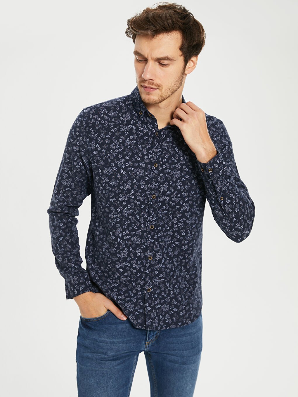 Lacivert Dar Kalıp Uzun Kollu Erkek Gömlek-1