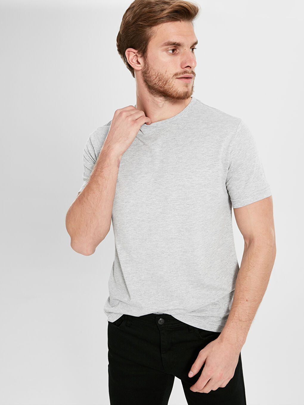 Gri Bisiklet Yaka Basic Penye Tişört-2