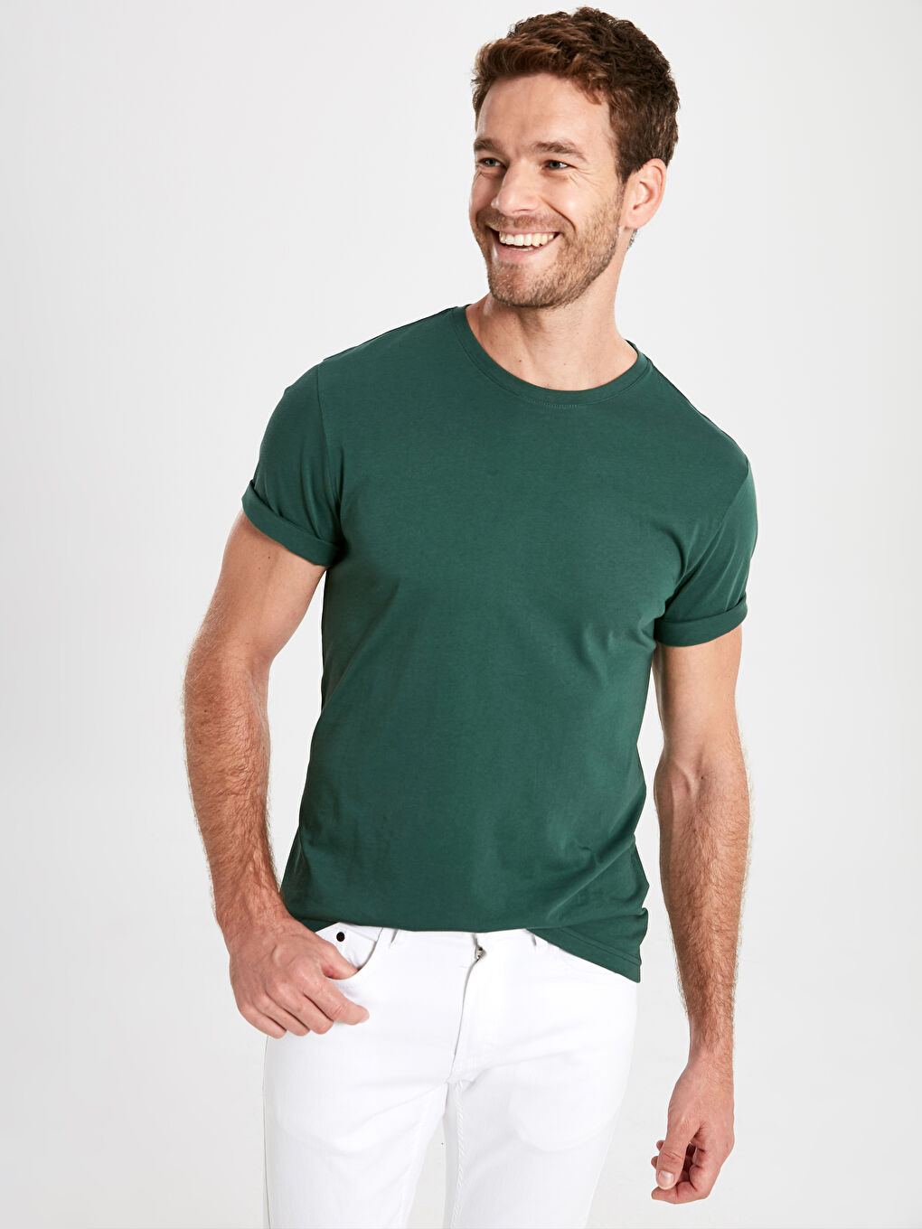 Базовая футболка из чесаного хлопка с круглым вырезом
