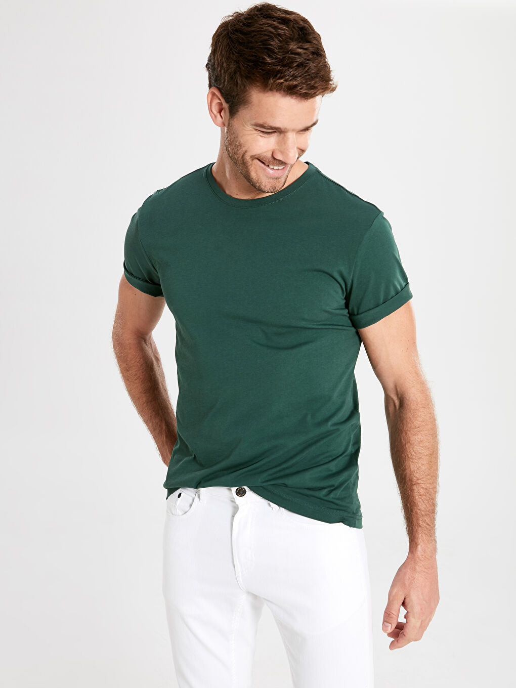 Базовая футболка из чесаного хлопка с круглым вырезом-1