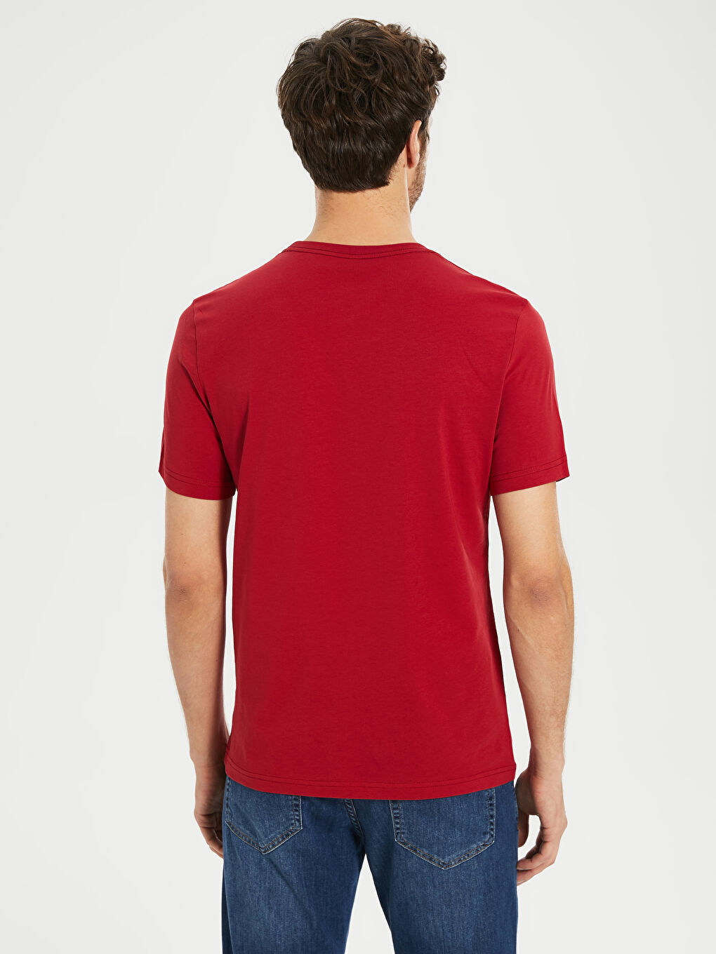 Базовая футболка из чесаного хлопка с круглым вырезом-3