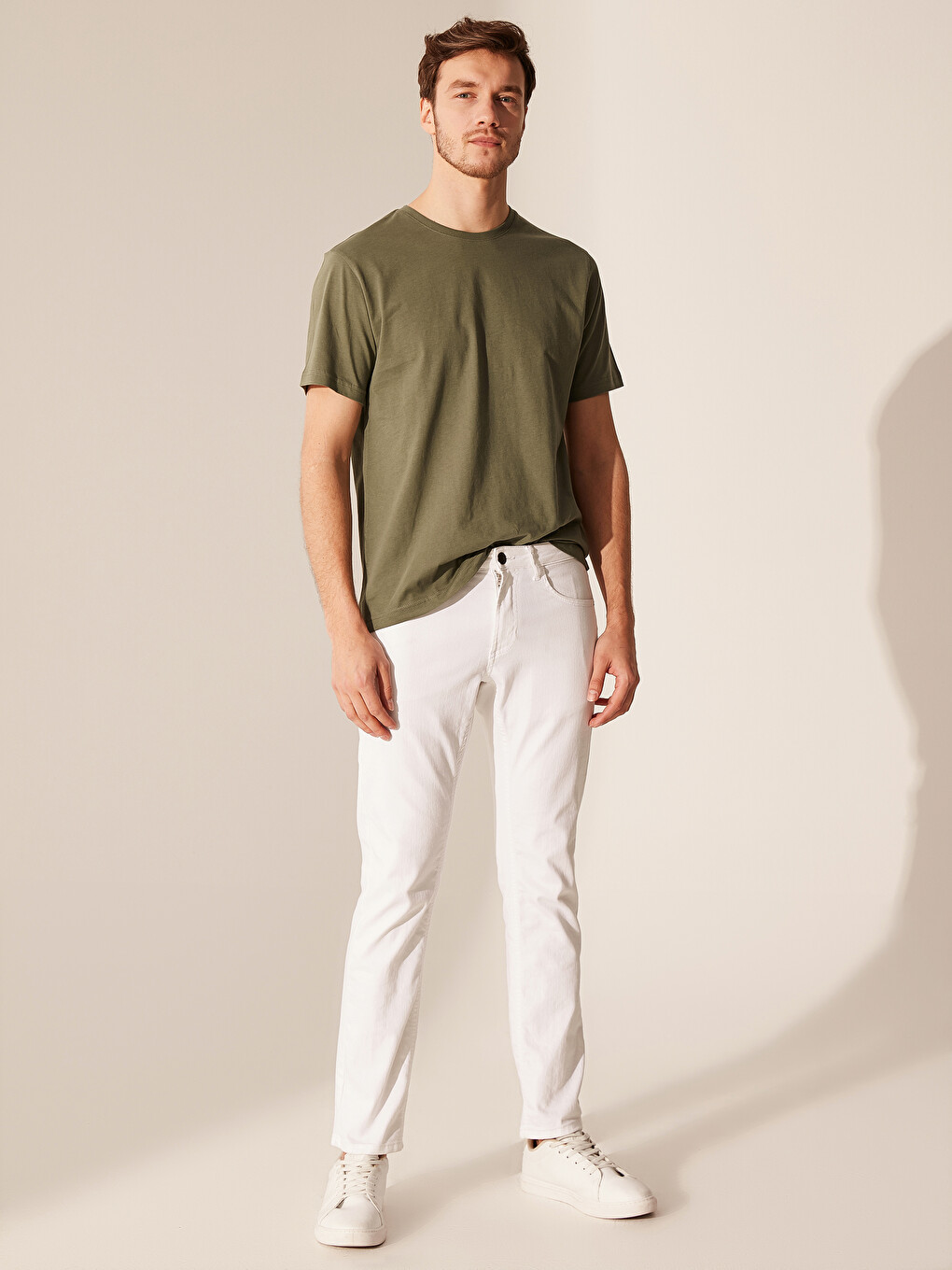 Rundhalsausschnitt Basic T-Shirt aus gekämmter Baumwolle-3