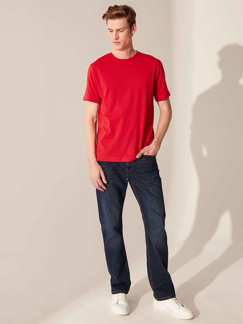 Kırmızı Bisiklet Yaka Basic Penye Tişört-3