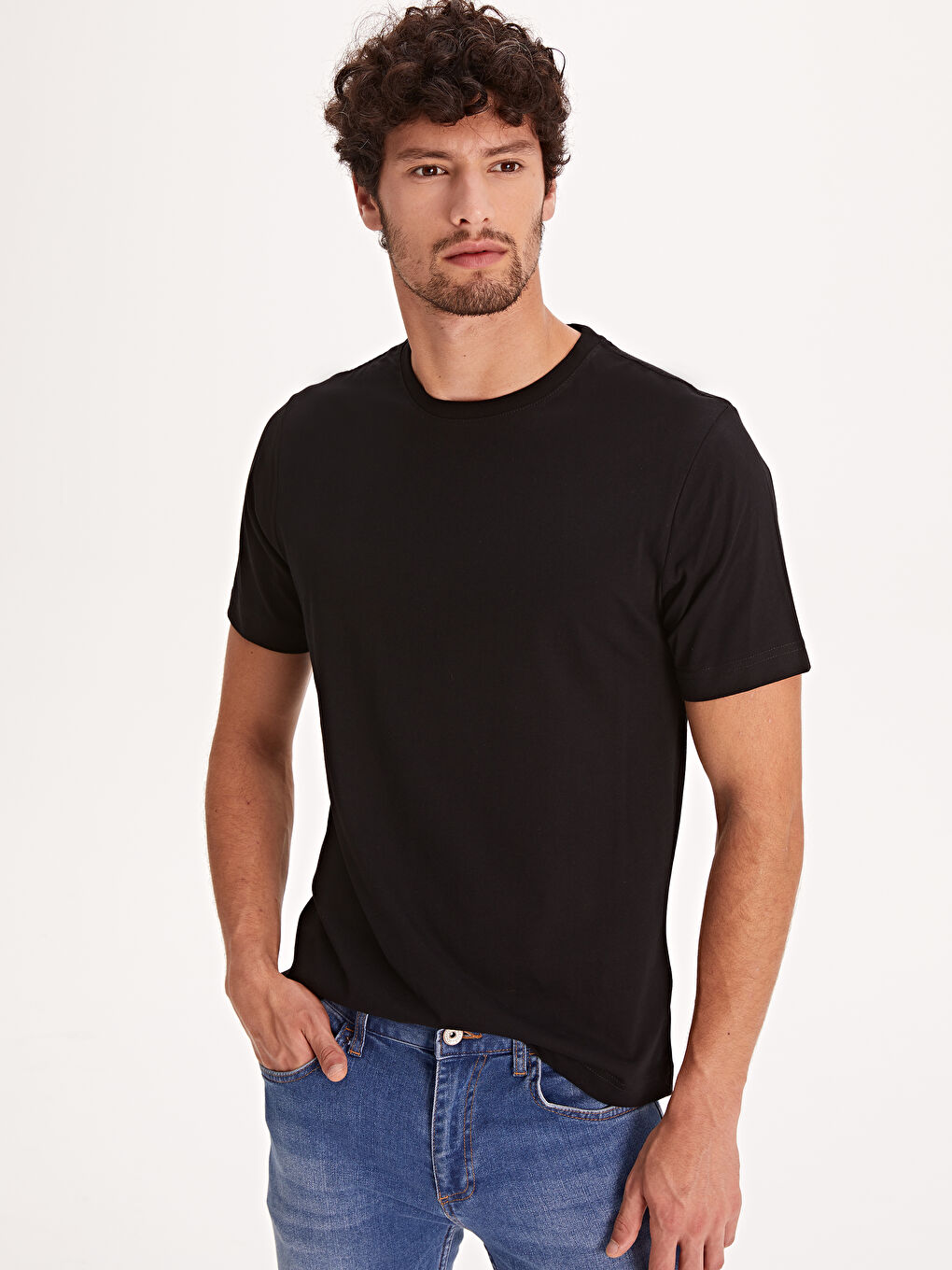LCWAIKIKI Basic Crew Neck Basic Combed Cotton T-Shirt -0S1780Z8-CVL