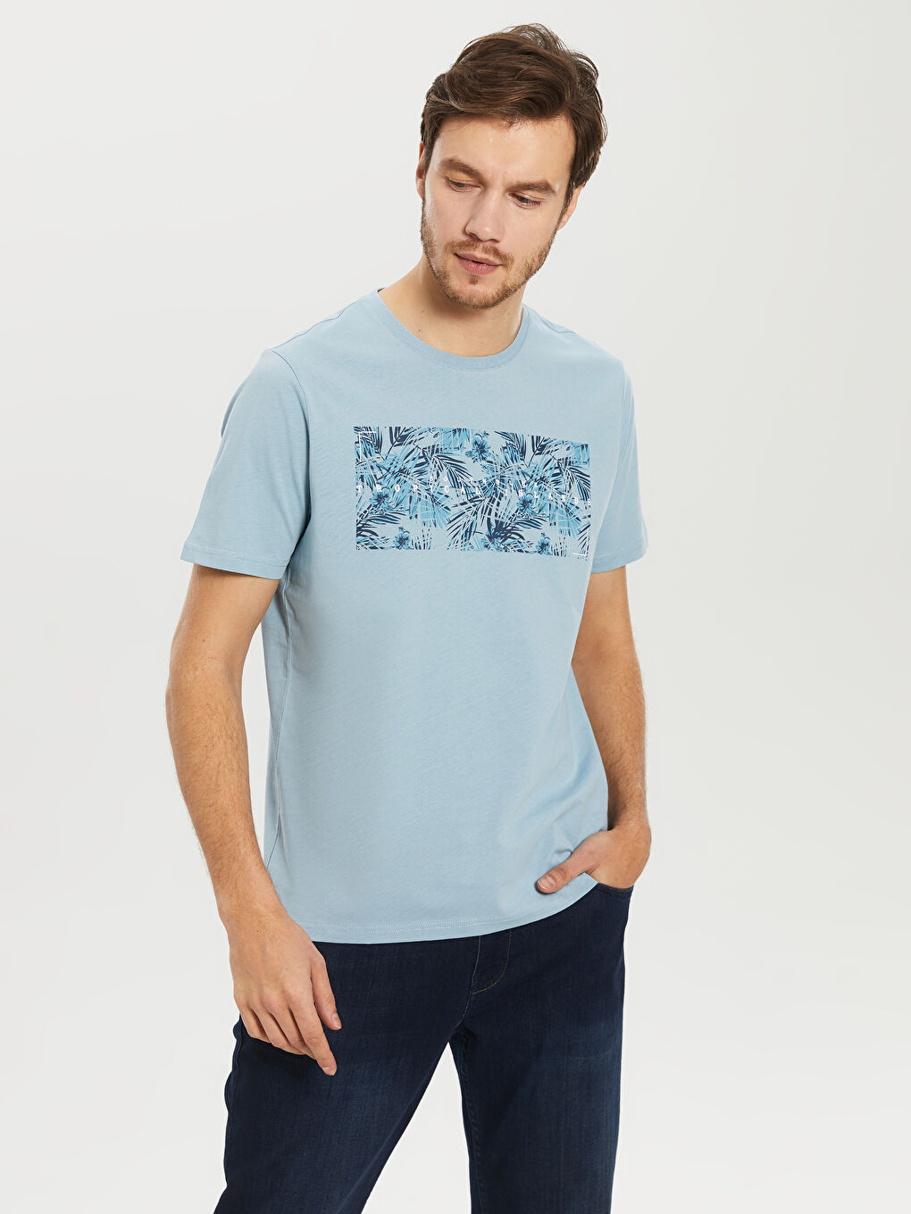تي شيرت أزرق فاتح رجال-1