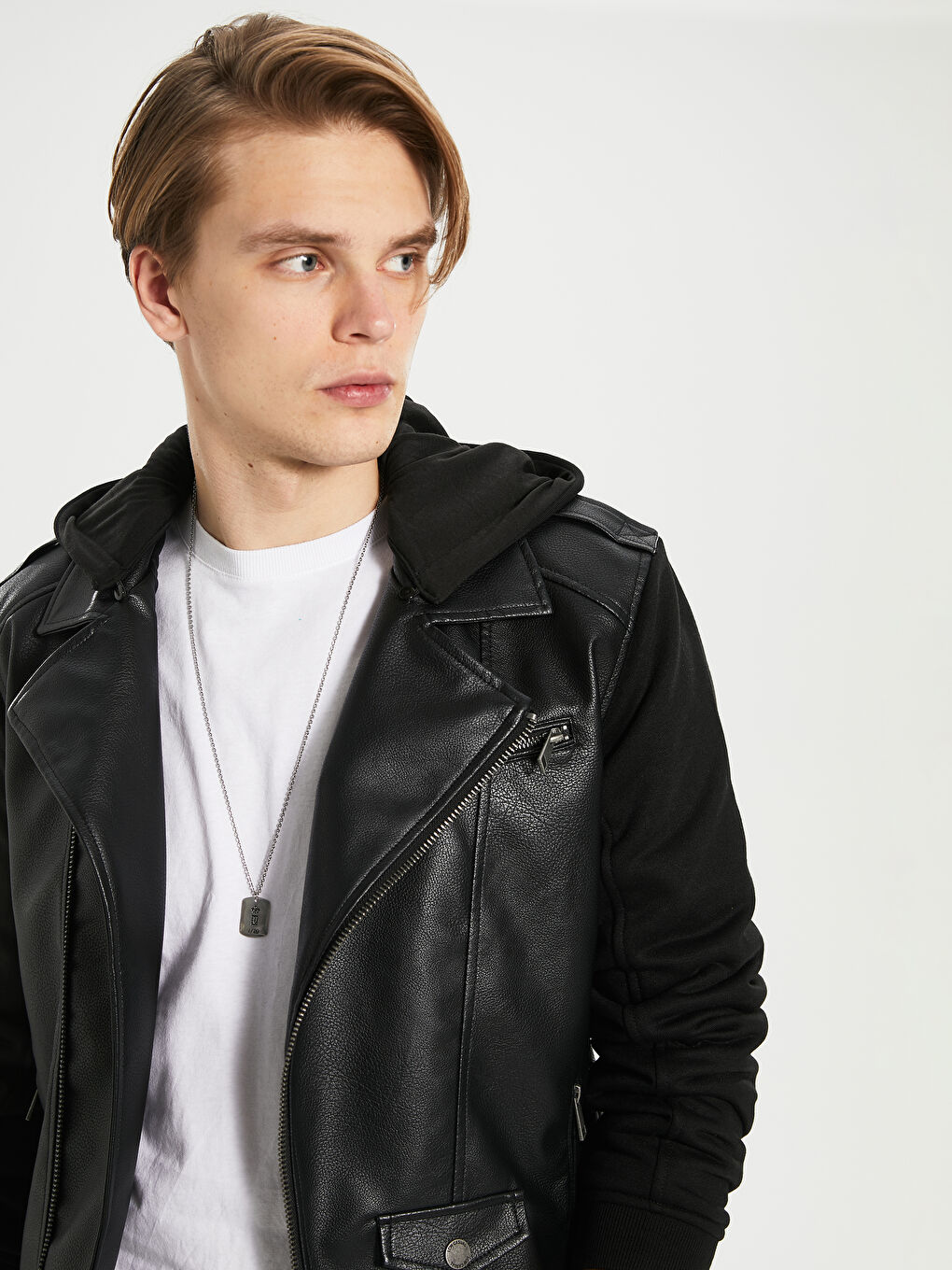 Siyah Standart Kalıp Erkek Deri Görünümlü Mont-3