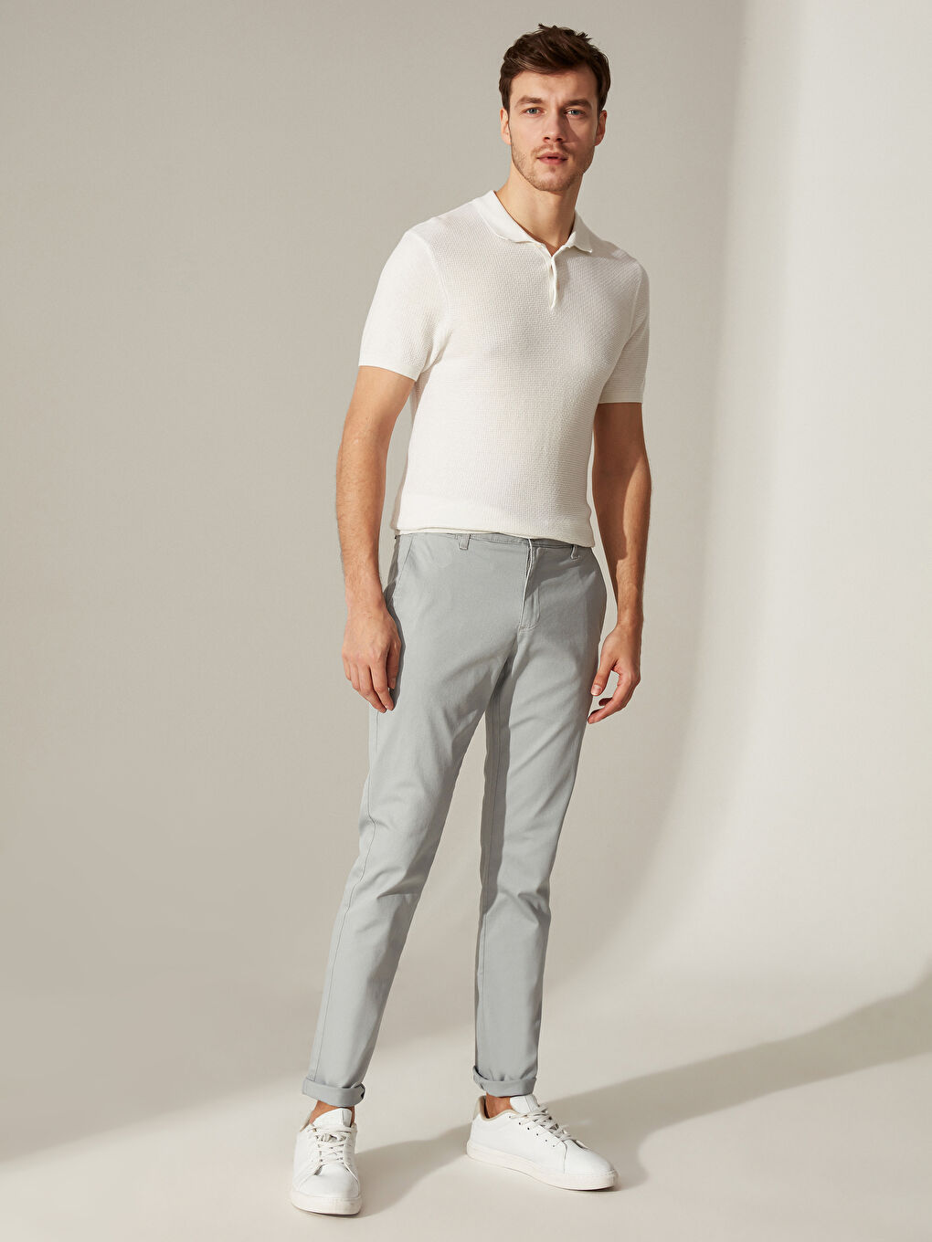 بنطلون تشينو بقصة رفيعة-1