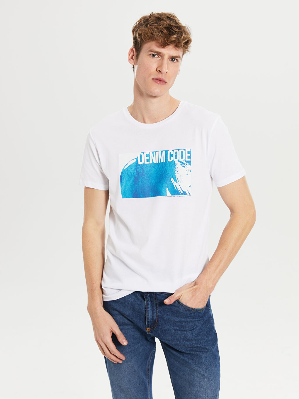 Beyaz Bisiklet Yaka Kısa Kollu Baskılı Penye Erkek Tişört-1