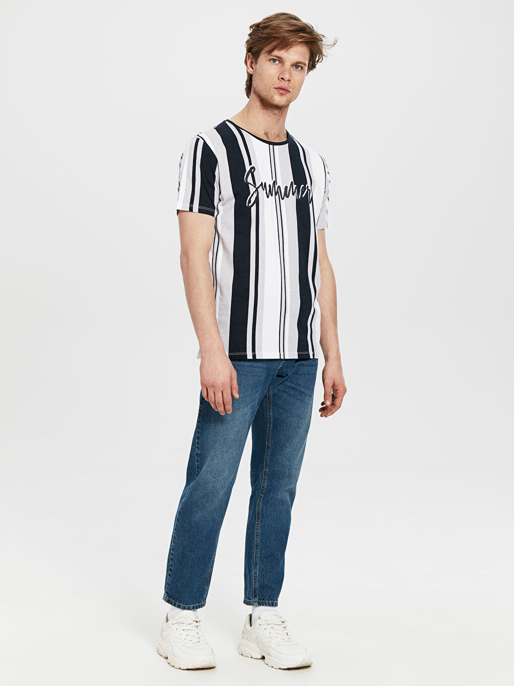 Beyaz Bisiklet Yaka Kısa Kollu Baskılı Penye Erkek Tişört-2