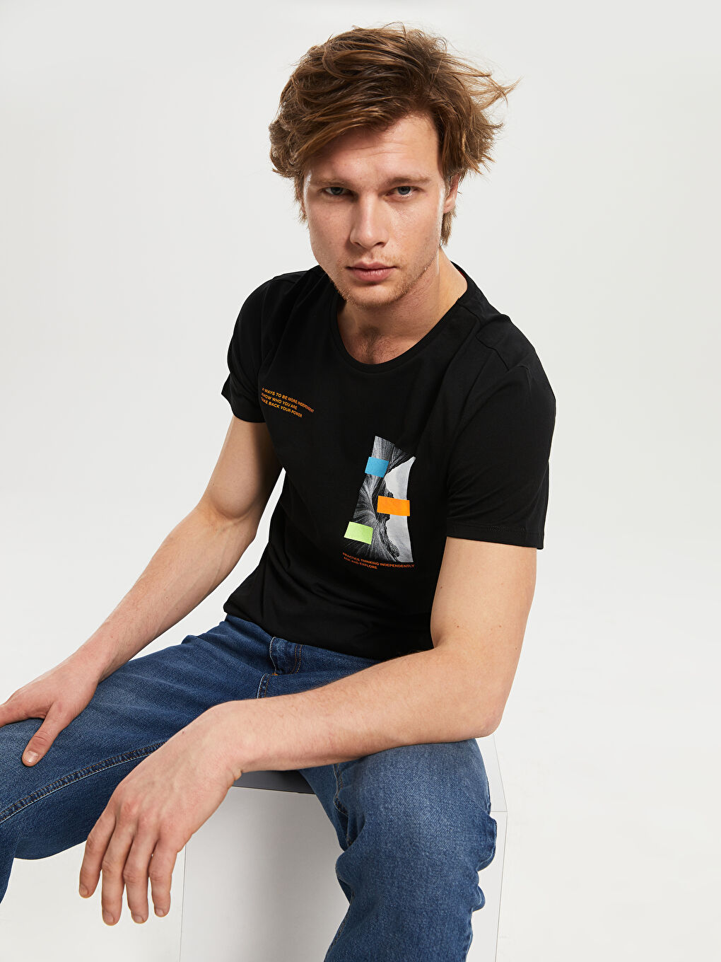 Siyah Bisiklet Yaka Penye Erkek Tişört-2