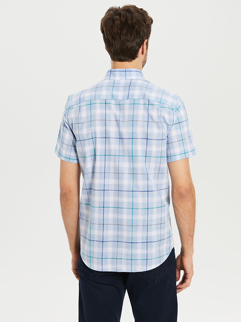 Chemise homme coupe classique en popeline à manches courtes-3