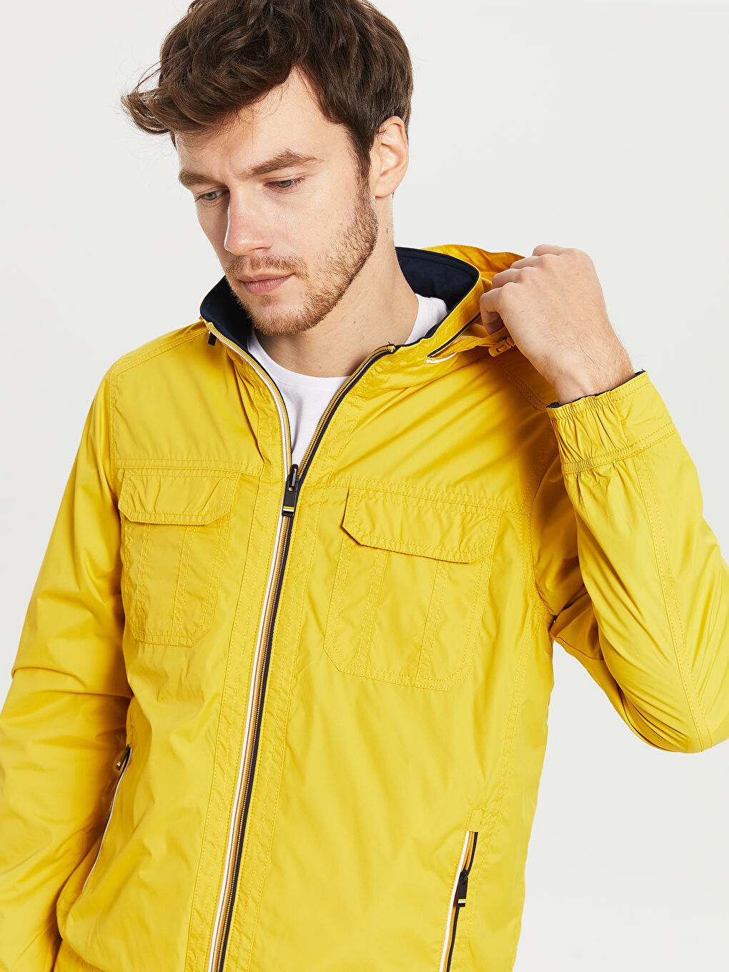 Sarı Standart Kalıp Dik Yaka İnce Erkek Mont-3