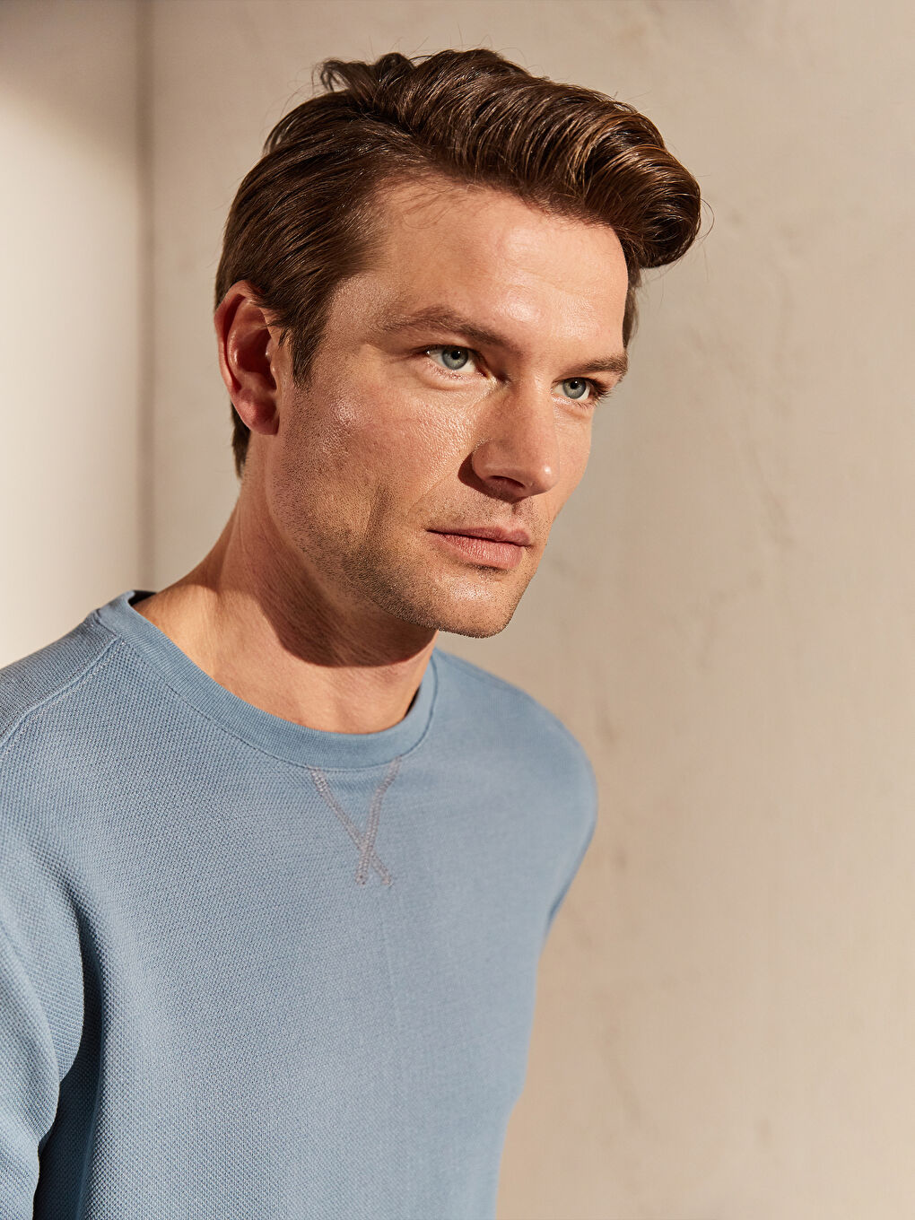 Crew Neck Basic Sweatshirt-2