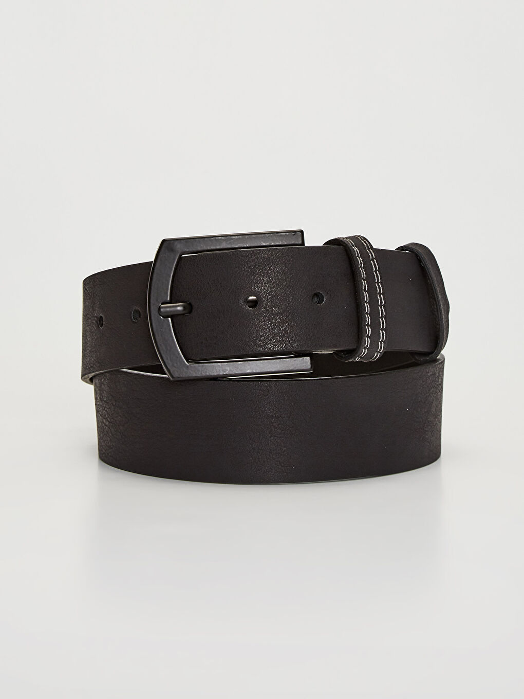 Siyah Deri Görünümlü Kemer