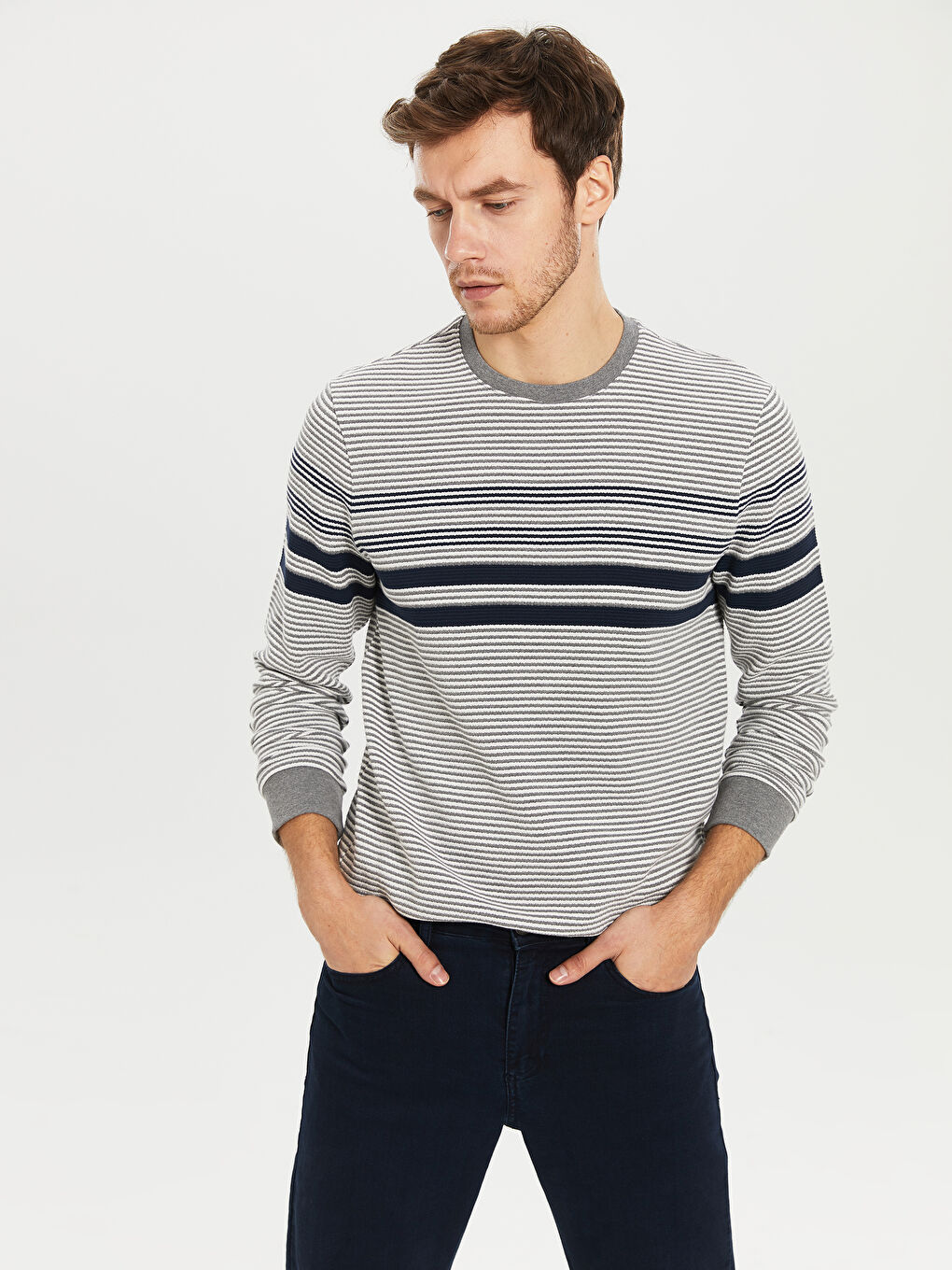 Gri Bisiklet Yaka Uzun Kollu Çizgili Erkek Sweatshirt-2