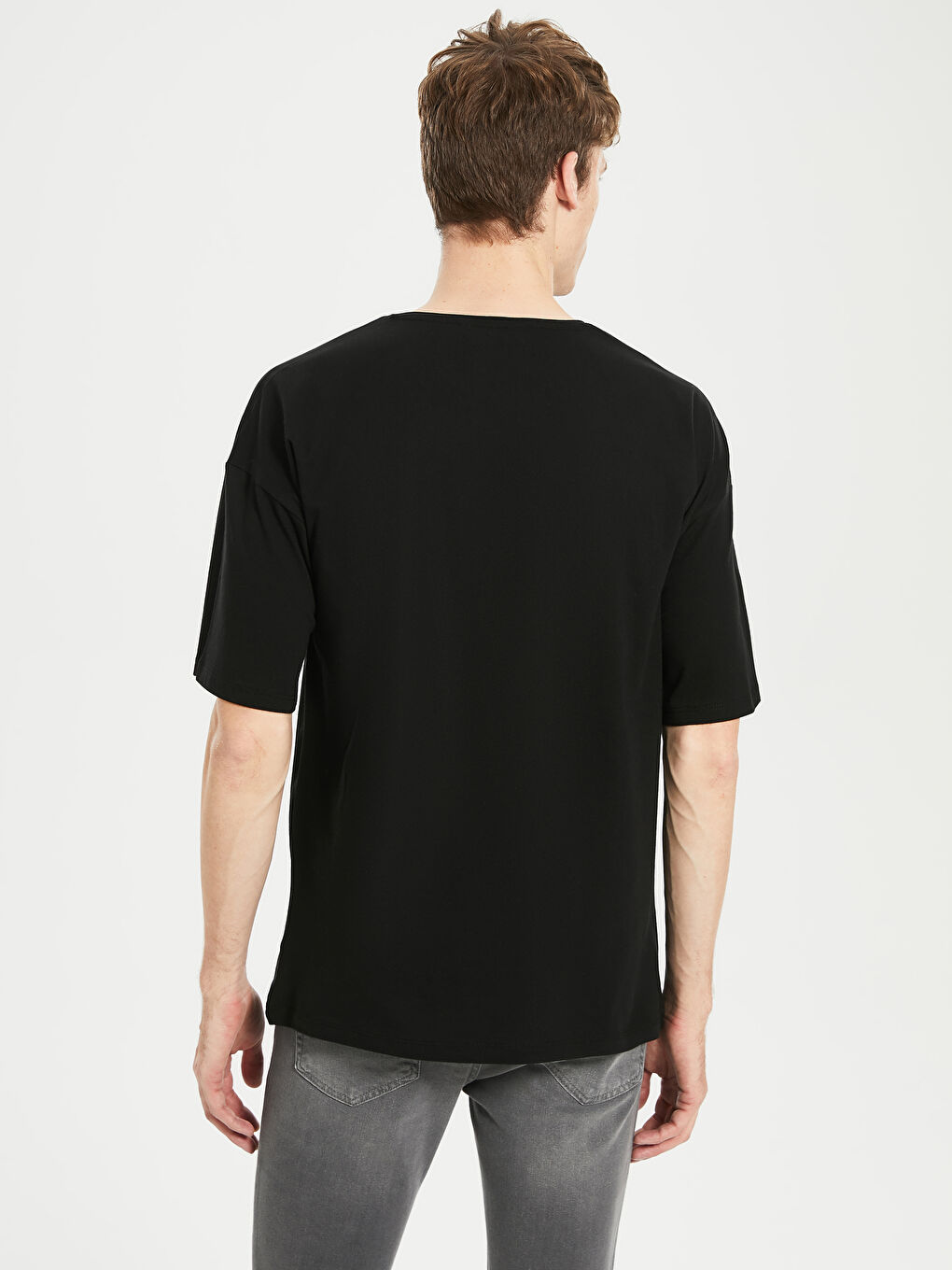 Siyah Bisiklet Yaka Kısa Kollu Baskılı Penye Erkek Tişört-4